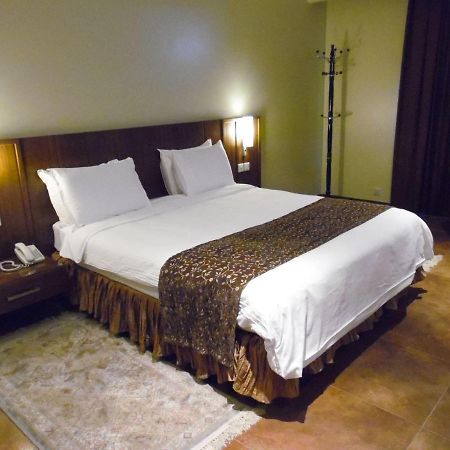 Milan Deluxe Suites Al Khobar Esterno foto